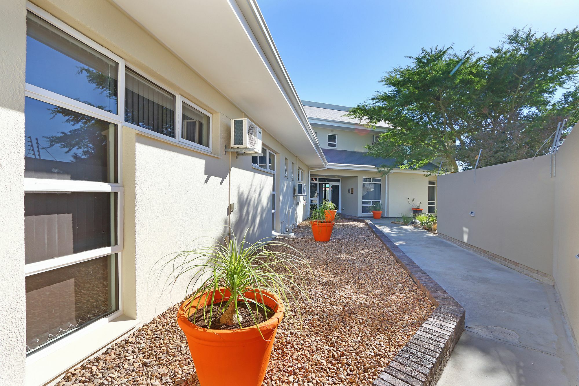 Orange Inn Melkbosstrand Bloubergstrand Exteriör bild